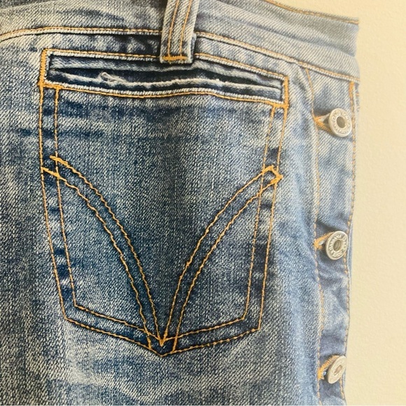 DOLCE & GABBANA Sz 32 Jean Button Side Seam Embellishment Wiskering Flare Jeans - Picture 11 of 16